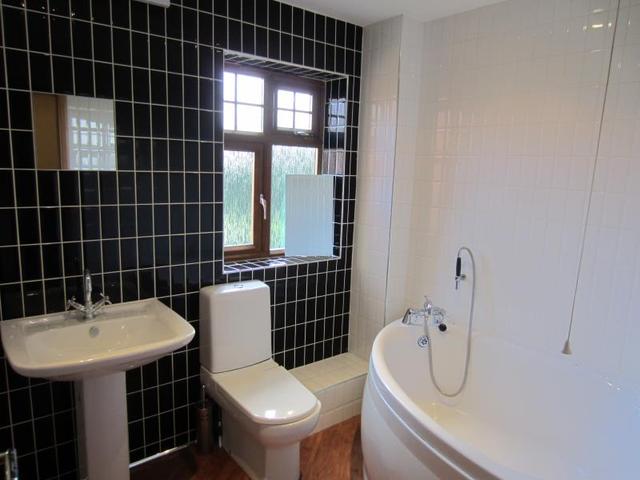  Image of 4 bedroom Detached house to rent in Village Mews Quinton Birmingham B32 at Birmingham, B32 1AE