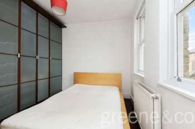  Image of 2 bedroom Apartment to rent in Vine Hill London EC1R at Clerkenwell London Farringdon, EC1R 5DX