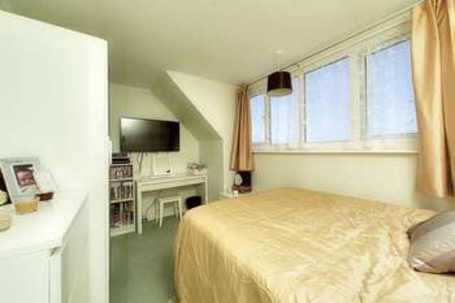  Image of 2 bedroom Detached house for sale in Wallner Crescent Bognor Regis PO22 at Wallner Crescent Felpham Bognor Regis, PO22 7QE