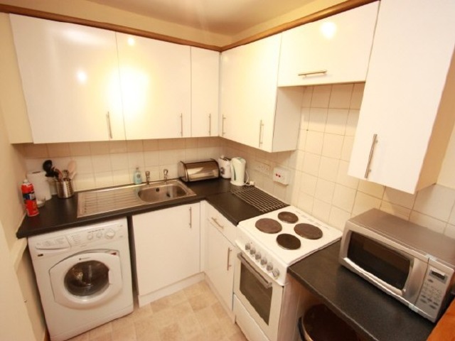  Image of 1 bedroom Flat to rent in Wardlaw Place Edinburgh EH11 at Gorgie Edinburgh Edinburgh, EH11 1UE
