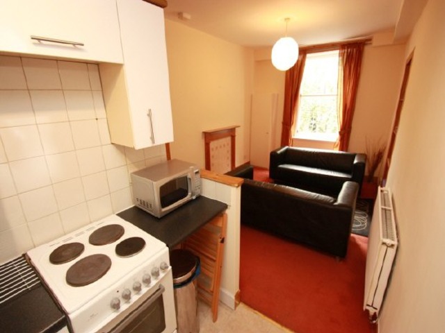  Image of 1 bedroom Flat to rent in Wardlaw Place Edinburgh EH11 at Gorgie Edinburgh Edinburgh, EH11 1UE