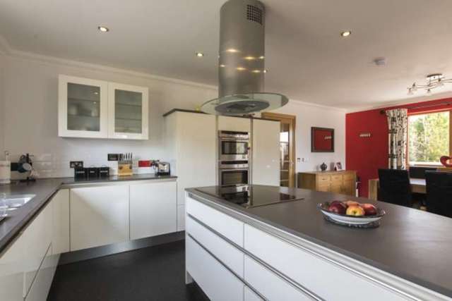  Image of 5 bedroom Property for sale in Morangie Road Tain IV19 at Morangie Road  Tain, IV19 1PY