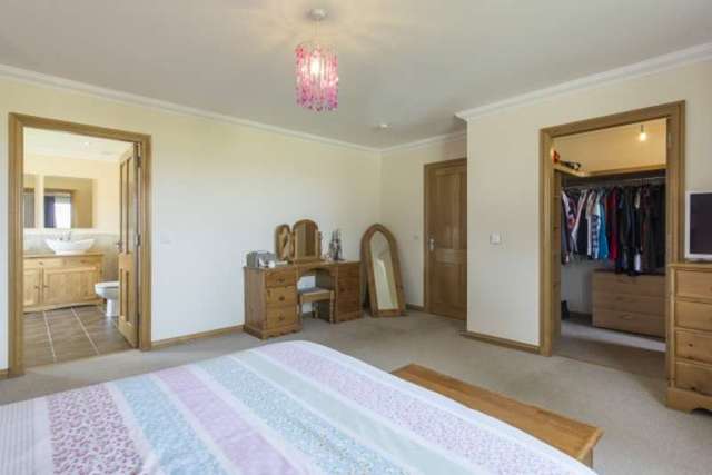  Image of 5 bedroom Property for sale in Morangie Road Tain IV19 at Morangie Road  Tain, IV19 1PY