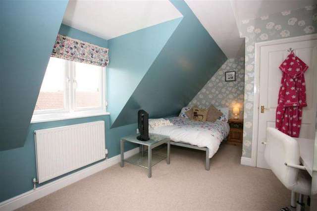  Image of 4 bedroom Detached house for sale in Wayside Drive Devizes SN10 at DEVIZES SN10 DEVIZES, SN10 3EZ