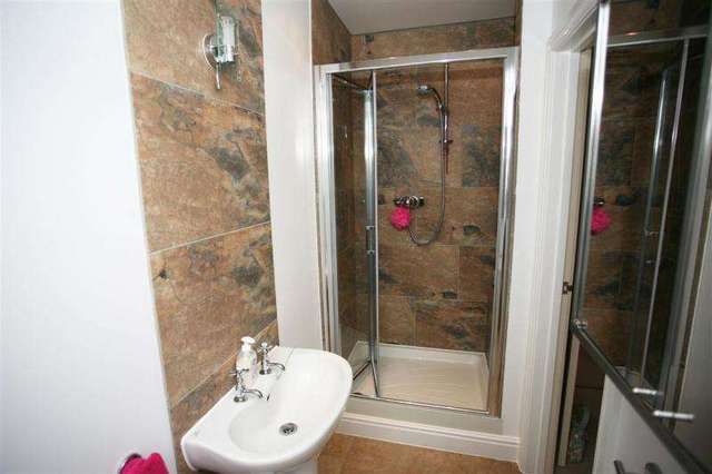  Image of 4 bedroom Detached house for sale in Wayside Drive Devizes SN10 at DEVIZES SN10 DEVIZES, SN10 3EZ