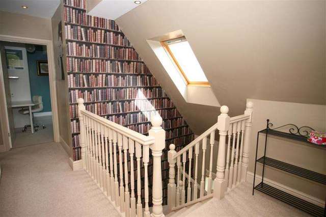  Image of 4 bedroom Detached house for sale in Wayside Drive Devizes SN10 at DEVIZES SN10 DEVIZES, SN10 3EZ