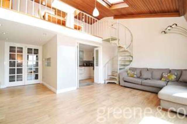  Image of 3 bedroom Flat to rent in West End Lane London NW6 at West Hampstead London West Hampstead, NW6 2LH