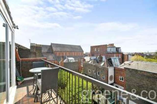  Image of 3 bedroom Flat to rent in West End Lane London NW6 at West Hampstead London West Hampstead, NW6 2LH