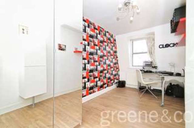  Image of 3 bedroom Flat to rent in West End Lane London NW6 at West Hampstead London West Hampstead, NW6 2LH