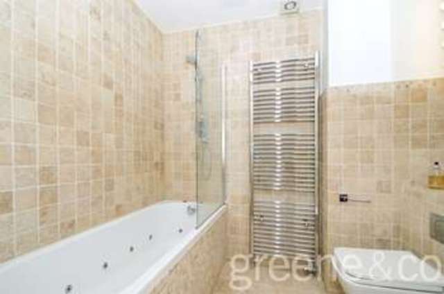  Image of 3 bedroom Flat to rent in West End Lane London NW6 at West Hampstead London West Hampstead, NW6 2LH