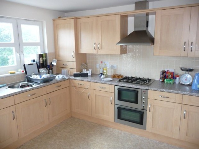  Image of 3 bedroom Flat to rent in West Fairbrae Drive Edinburgh EH11 at Sighthill Edinburgh edinburgh, EH11 3SY