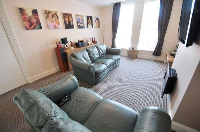  Image of 2 bedroom Apartment for sale in Westbank Road Tranmere Birkenhead CH42 at Birkenhead, CH42 7JP