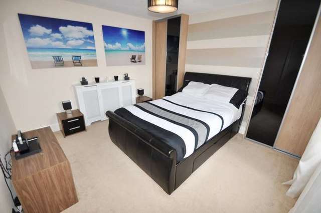  Image of 2 bedroom Apartment for sale in Westbank Road Tranmere Birkenhead CH42 at Birkenhead, CH42 7JP