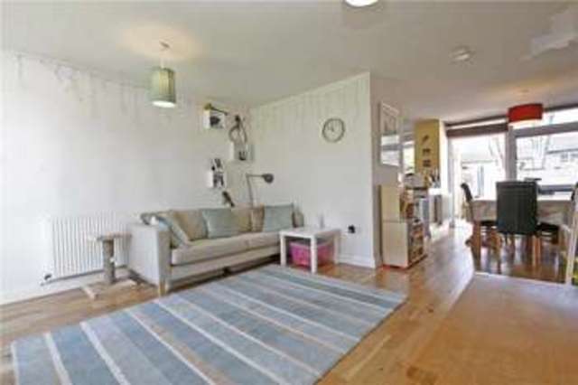  Image of 3 bedroom End of Terrace for sale in Weymede Byfleet West Byfleet KT14 at Byfleet Surrey Byfleet, KT14 7DH