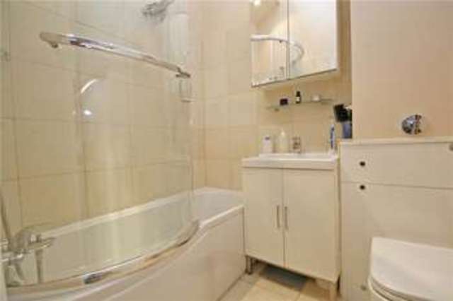 Image of 3 bedroom End of Terrace for sale in Weymede Byfleet West Byfleet KT14 at Byfleet Surrey Byfleet, KT14 7DH