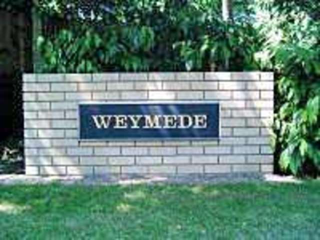  Image of 3 bedroom End of Terrace for sale in Weymede Byfleet West Byfleet KT14 at Byfleet Surrey Byfleet, KT14 7DH