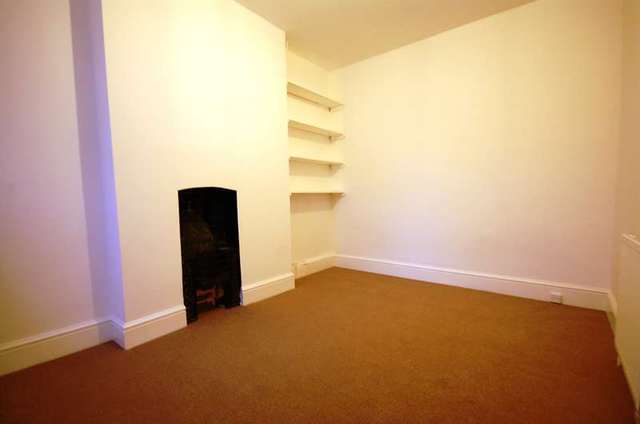  Image of 3 bedroom Detached house to rent in Parchment Street Winchester SO23 at Winchester, SO23 8AZ