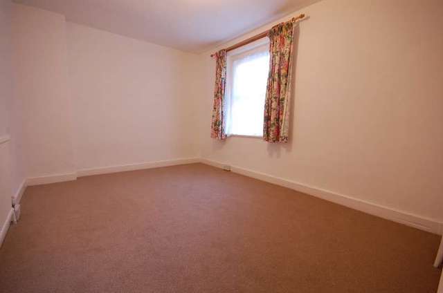  Image of 3 bedroom Detached house to rent in Parchment Street Winchester SO23 at Winchester, SO23 8AZ