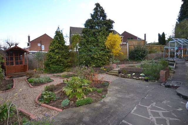  Image of 3 bedroom Detached house for sale in Windsor Close Northfield Birmingham B31 at Windsor Close West Heath Birmingham, B31 4SY
