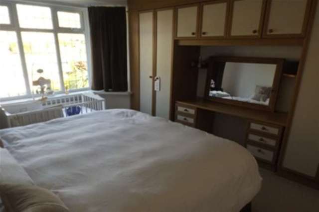  Image of 2 bedroom Detached house to rent in Wollaton Vale Wollaton Nottingham NG8 at Nottingham, NG8 2PE