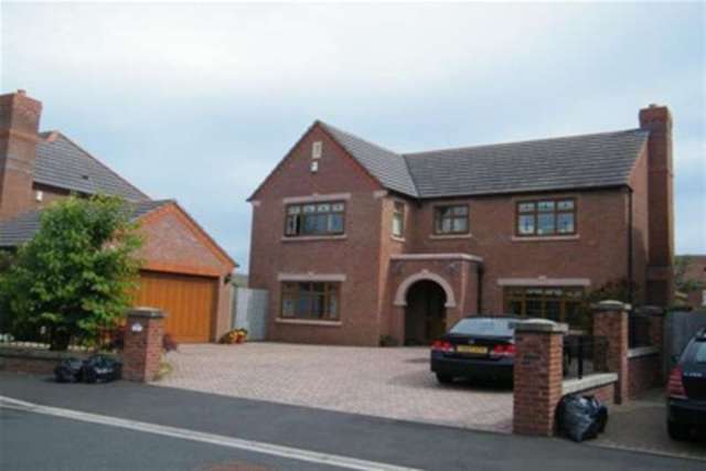  Image of 4 bedroom Detached house to rent in Woods Court Harrogate HG2 at Harrogate, HG2 9QP