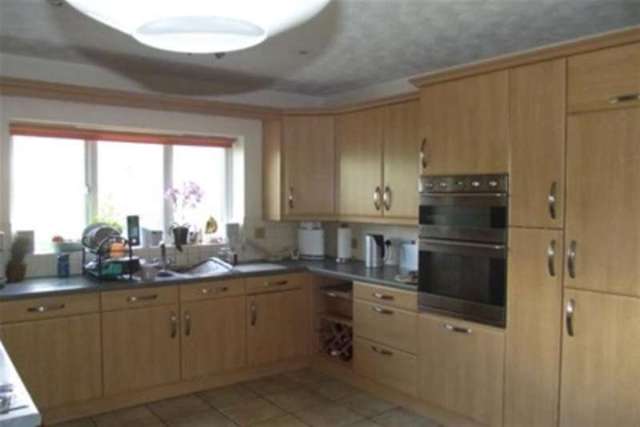  Image of 4 bedroom Detached house to rent in Woods Court Harrogate HG2 at Harrogate, HG2 9QP