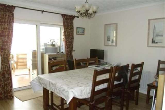 Image of 4 bedroom Detached house to rent in Woods Court Harrogate HG2 at Harrogate, HG2 9QP