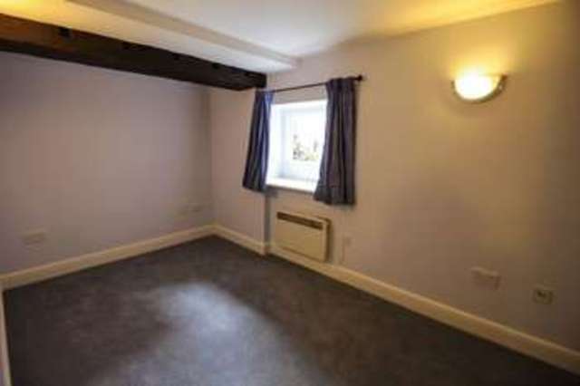  Image of 2 bedroom Flat to rent in Skeldergate York YO1 at Skeldergate  York, YO1 6DX