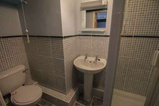  Image of 2 bedroom Flat to rent in Skeldergate York YO1 at Skeldergate  York, YO1 6DX