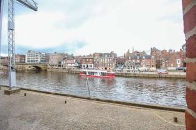  Image of 2 bedroom Flat to rent in Skeldergate York YO1 at Skeldergate  York, YO1 6DX