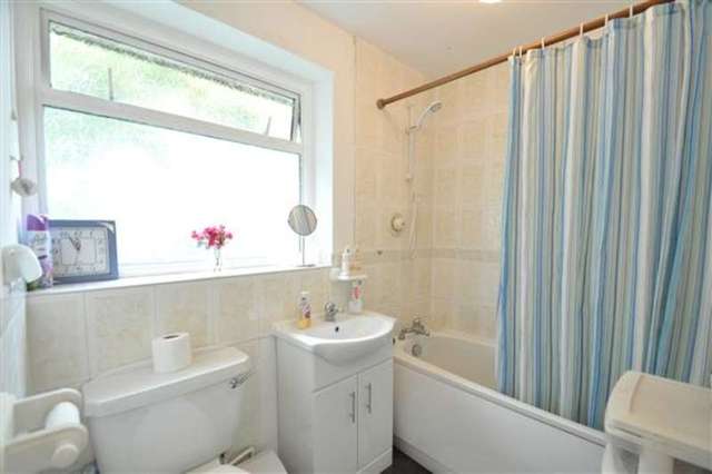  Image of Studio flat to rent in Angel Lane Hayes UB3 at Hayes, UB3 2QY