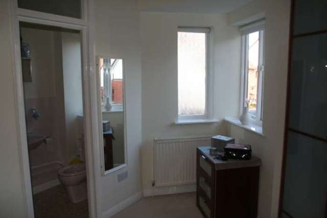  Image of 2 bedroom Apartment to rent in Wren Drive West Drayton UB7 at Wren Drive  West Drayton, UB7 7NR