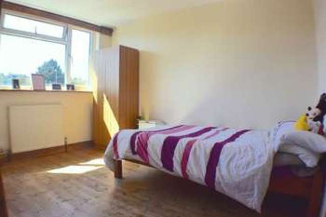  Image of 2 bedroom Terraced house for sale in Orchard Road Kingswood Bristol BS15 at Orchard Road Kingswood Bristol, BS15 9TZ