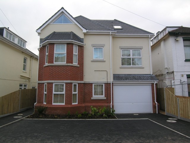  Image of 1 bedroom Flat to rent in Southcote Road Bournemouth BH1 at Bournemouth, BH1 3SR