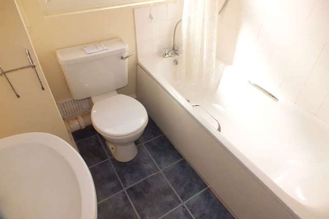  Image of 1 bedroom Flat for sale in Hales Road Cheltenham GL52 at Cheltenham Cheltenham, GL52 6SR