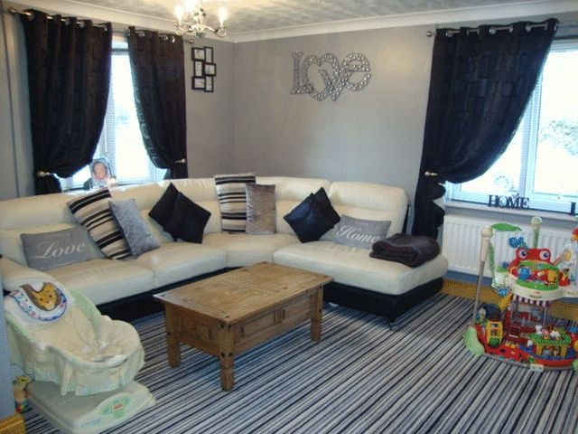  Image of 4 bedroom Detached house for sale in Gainsborough Avenue Bradwell Great Yarmouth NR31 at Gainsborough Avenue Bradwell Great Yarmouth, NR31 9RB