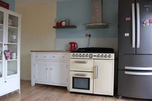  Image of 3 bedroom Terraced house for sale in Stromness Way Hull HU8 at Stromness Way  Hull, HU8 9JG