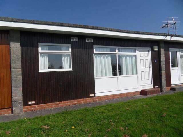  Image of 2 bedroom Chalet for sale in Norton Dartmouth TQ6 at 18 Norton Park  Dartmouth, TQ6 0NH