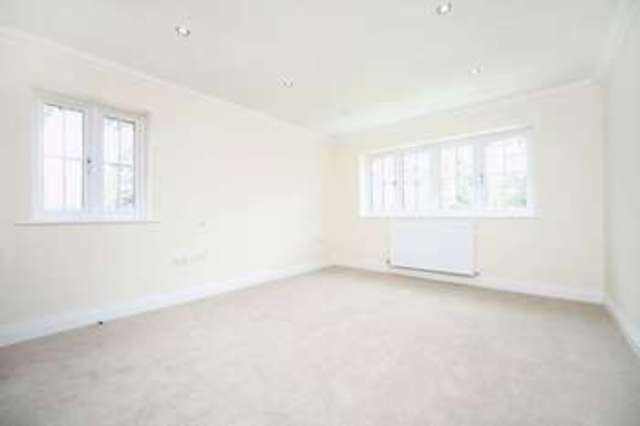  Image of 5 bedroom Detached house for sale in Willow Walk Englefield Green Egham TW20 at 1a Willow Walk  Englefield Green, TW20 0DQ