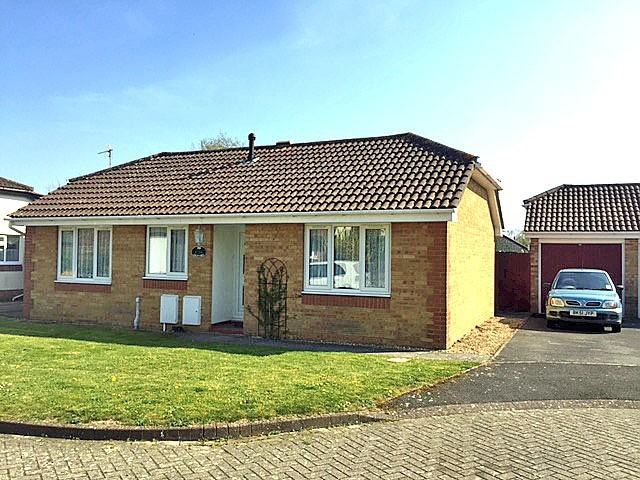  Image of 2 bedroom Detached house to rent in Doe Copse Way New Milton BH25 at New Milton, BH25 5GB