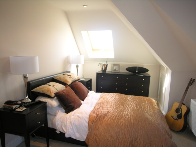  Image of 2 bedroom Flat to rent in Keswick Road Pokesdown Bournemouth BH5 at 38 Keswick Road Boscombe Manor Bournemouth, BH5 1LR