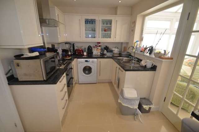  Image of 3 bedroom Detached house for sale in Lawrence Crescent Windlesham GU20 at Windlesham, GU20 6QL