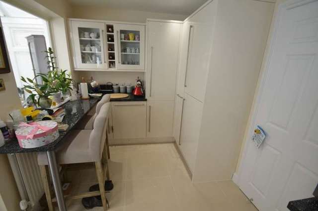  Image of 3 bedroom Detached house for sale in Lawrence Crescent Windlesham GU20 at Windlesham, GU20 6QL