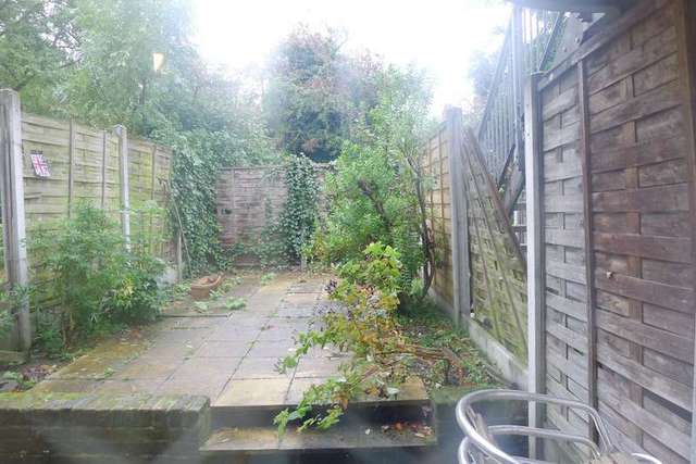  Image of 1 bedroom Apartment to rent in Camden Road London N7 at Camden Road  London, N7 0SH