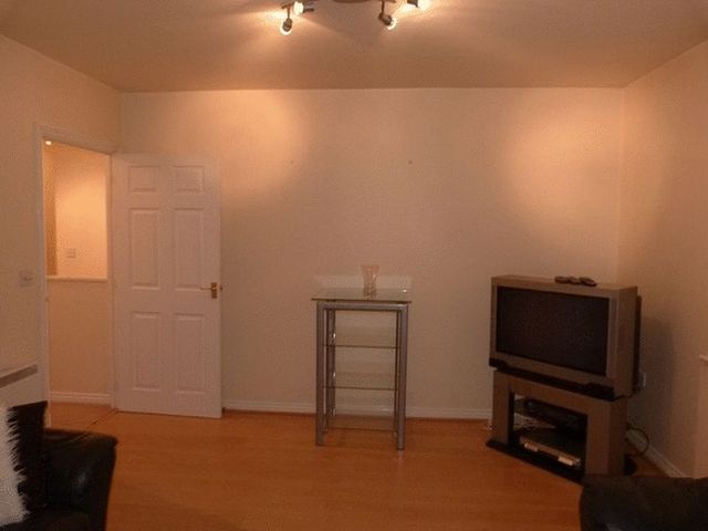  Image of 2 bedroom Flat to rent in Bedford Street Tipton DY4 at Bedford Street  Tipton, DY4 7NX