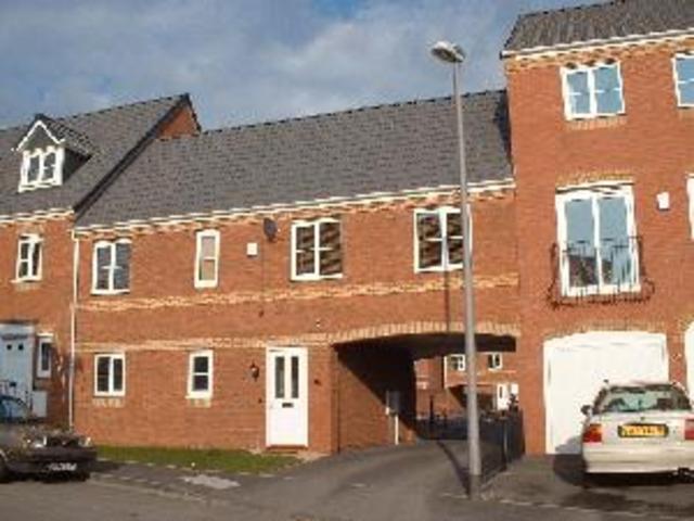 Image of 2 bedroom Flat to rent in Bedford Street Tipton DY4 at Bedford Street  Tipton, DY4 7NX