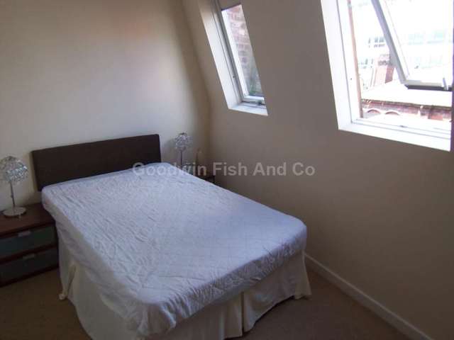  Image of 2 bedroom Apartment to rent in Princess Street Manchester M1 at Princess Street  Manchester, M1 6HR