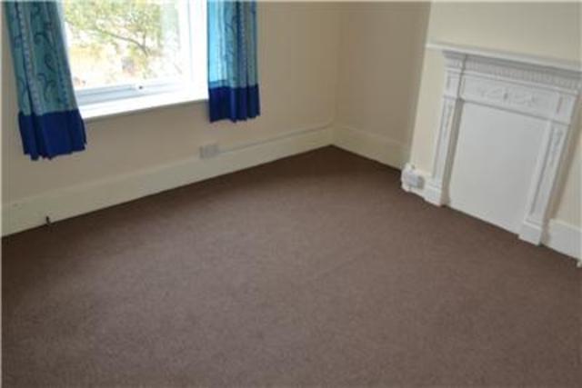  Image of 2 bedroom Flat to rent in St. Thomass Road Hastings TN34 at East Sussex, TN34 3LG