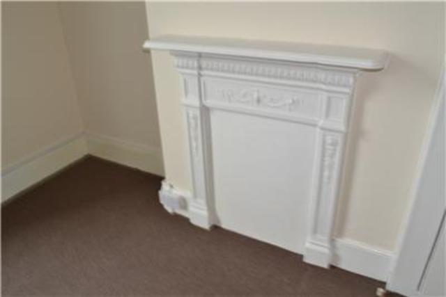  Image of 2 bedroom Flat to rent in St. Thomass Road Hastings TN34 at East Sussex, TN34 3LG
