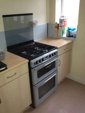  Image of 3 bedroom Semi-Detached house to rent in Tanfield Road Dudley DY2 at Tanfield Road  Dudley, DY2 8XF